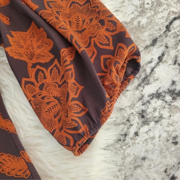 Maurices Medium Orange and Charcoal Floral 3/4 Button Up Blouse - Picture 3 of 8